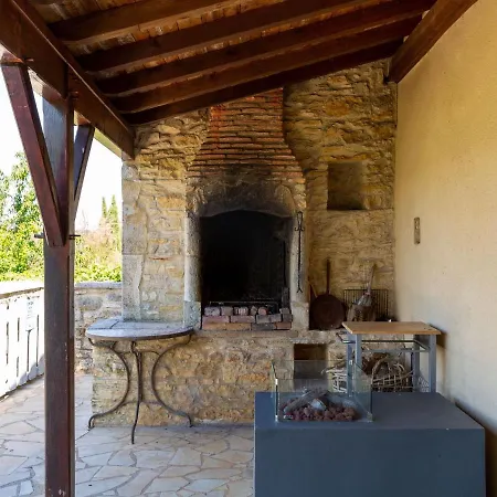 Feriehus Fantastic Holiday In D Gagnac With Jacuzzi Dégagnac