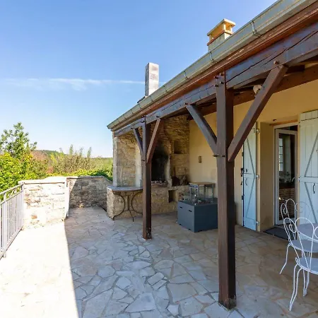 Feriehus Fantastic Holiday In D Gagnac With Jacuzzi